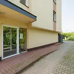 Studio Apartment Gromadzka Kraków by Renters